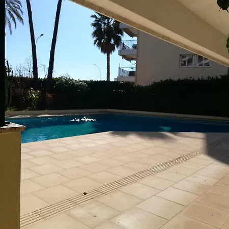 Espace 2000 Piscine Et Proche De La Mer Apartment Menton